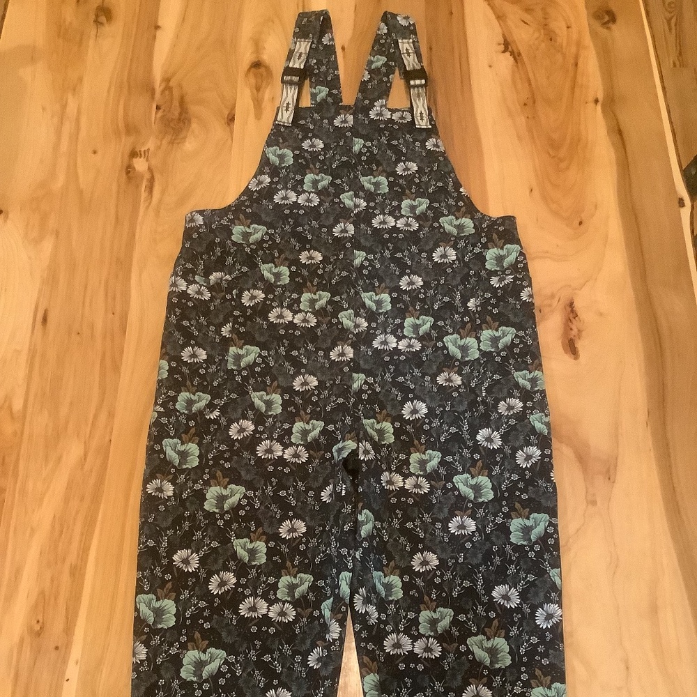 Kavu San Blas Overalls Size Small Wildflowers Perfect Condition With Tags